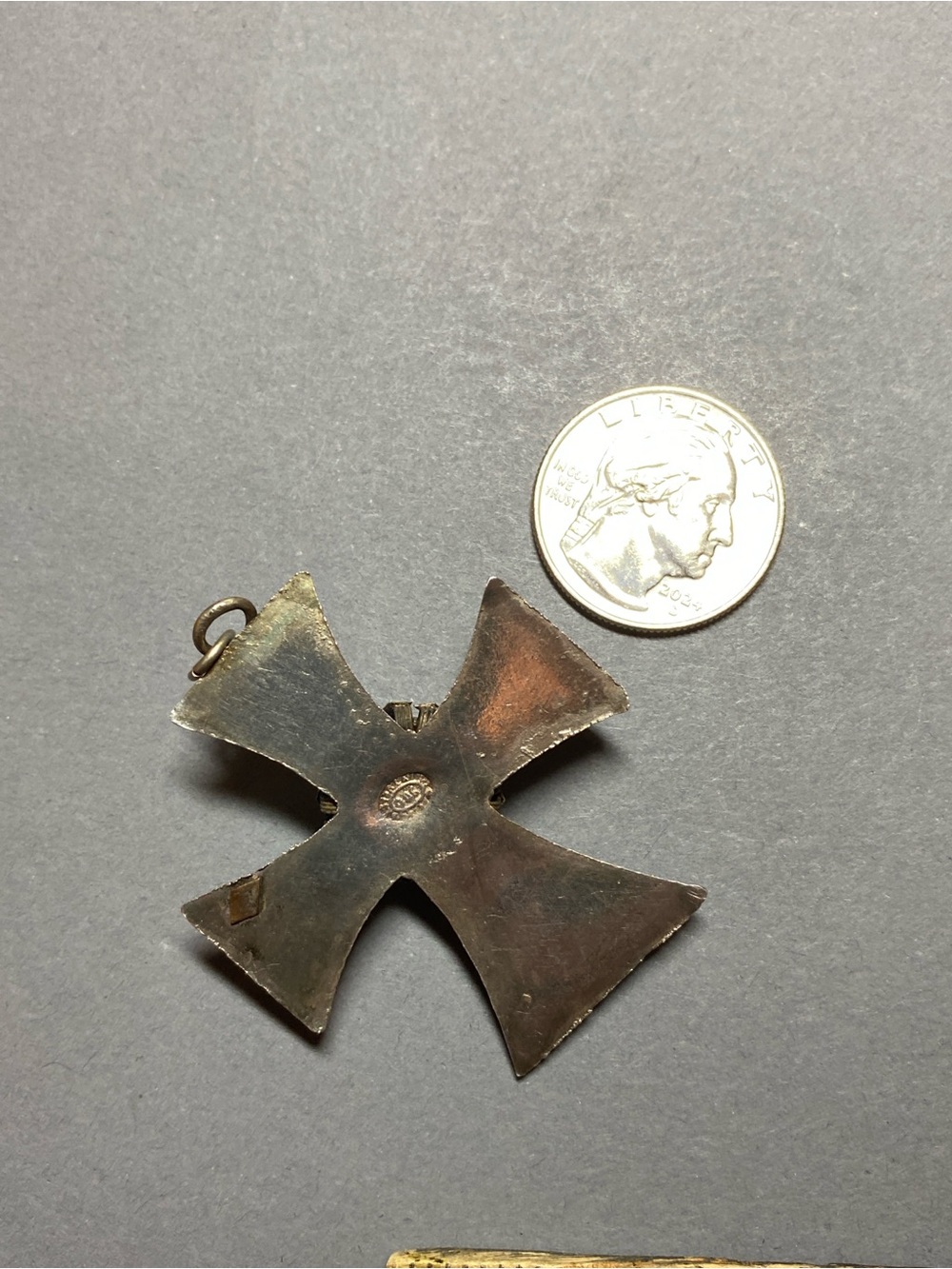 Vintage silver carnelian cross pendant - Picture 4 of 5